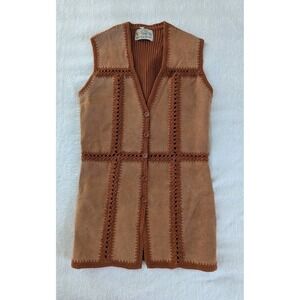 VTG Mixed Media Tan Vest Boho Festival Stretch Ribbed Sweater & Suede Button Up‎